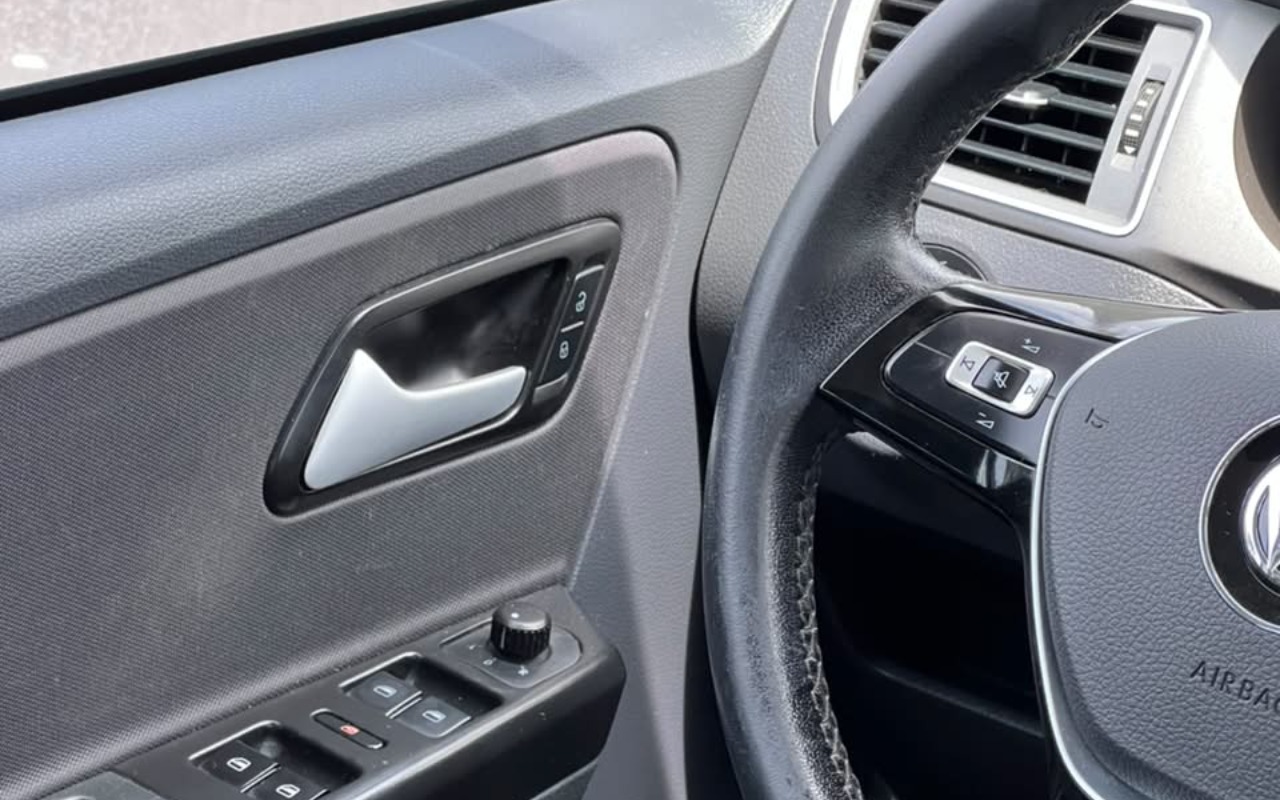imagem-https://www.socarrao.com.br/sc-vehicle-images-prod/4223828/1790789796840-V2hhdHNBcHAgSW1hZ2UgMjAyNi0wOS0zMCBhdCAxMi4wNS4xMC5qcGVn.jpeg