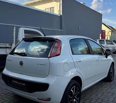 imagem-https://www.socarrao.com.br/sc-vehicle-images-prod/4223932/1790790035093-8398849_3_B_22b667a44e.jpeg