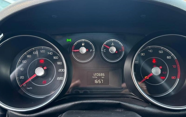 imagem-https://www.socarrao.com.br/sc-vehicle-images-prod/4223932/1790790035104-8398849_10_B_ab9df2722b.jpeg
