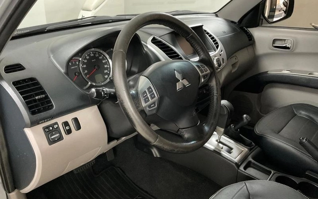 imagem-https://www.socarrao.com.br/sc-vehicle-images-prod/4224083/1790869423341-8529694_8_B_90b1876431.jpeg