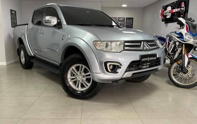 imagem-https://www.socarrao.com.br/sc-vehicle-images-prod/4224083/1791315515997-8529694_0_B_0462bc52cc.jpeg