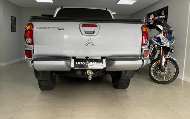 imagem-https://www.socarrao.com.br/sc-vehicle-images-prod/4224083/1791315516021-8529694_6_B_14b27a6553.jpeg