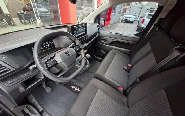 imagem-https://www.socarrao.com.br/sc-vehicle-images-prod/4224142/1790802012041-8510329_10_B_4d67ec1ea7.jpeg