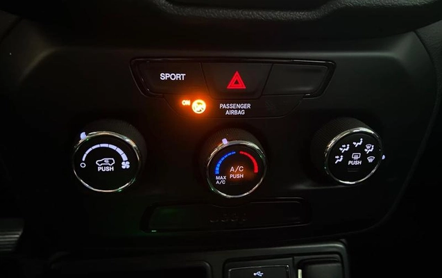 imagem-https://www.socarrao.com.br/sc-vehicle-images-prod/4224199/1791214098478-8527241_11_B_2c1a2d19ad.jpeg
