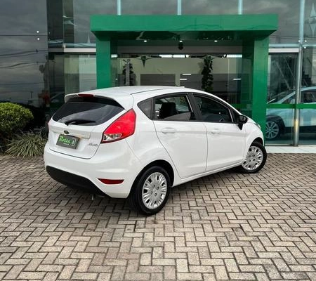 imagem-https://www.socarrao.com.br/sc-vehicle-images-prod/4224228/1790792930441-8529794_1_B_075e4a3de3.jpeg