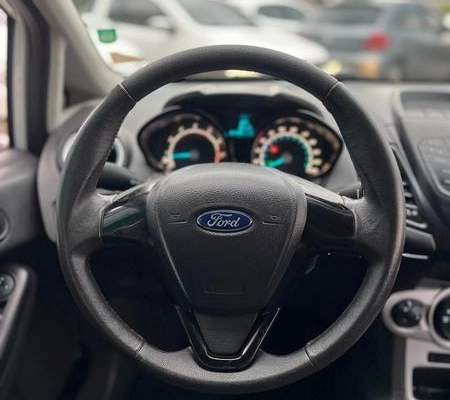 imagem-https://www.socarrao.com.br/sc-vehicle-images-prod/4224228/1790792930446-8529794_8_B_be41305f7a.jpeg