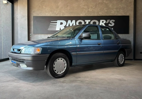 Ford Verona GL 1.8i / LX 1.8i 4p 1994 Azul — foto 1 de 3