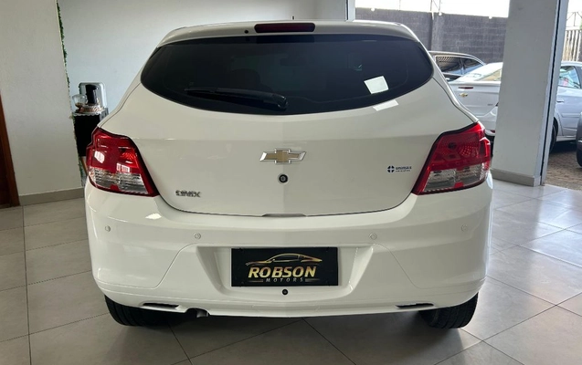imagem-https://www.socarrao.com.br/sc-vehicle-images-prod/4224314/1790790960749-gb-c56a585.jpeg