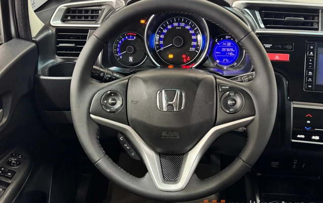 imagem-https://www.socarrao.com.br/sc-vehicle-images-prod/4224413/1790791304871-678bc0a300344daab745d3af1c790383_1790791271233.jpg
