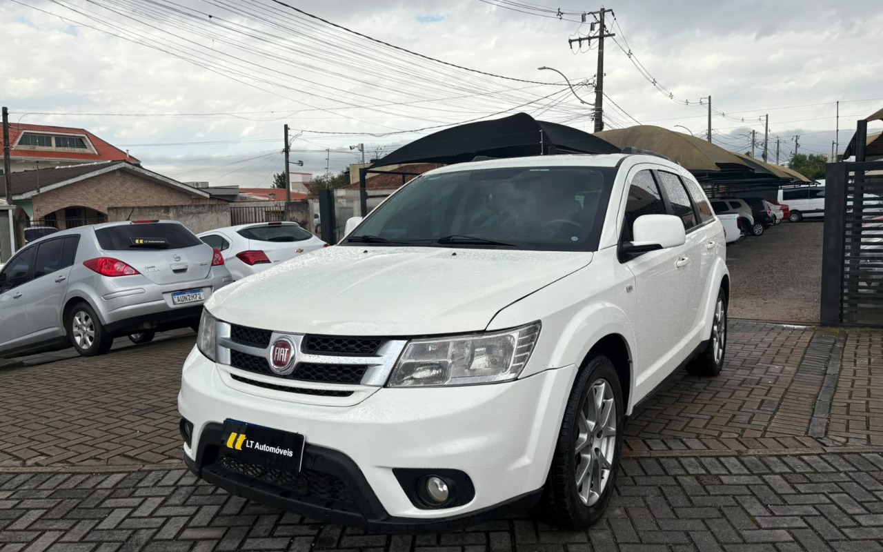 Fiat Freemont 2015 Branco — foto 1 de 3