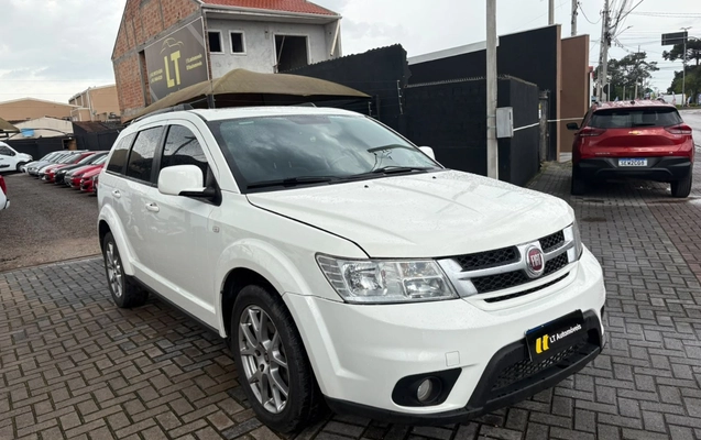 imagem-https://www.socarrao.com.br/sc-vehicle-images-prod/4224452/1790791495283-V2hhdHNBcHAgSW1hZ2UgMjAyNi0wOS0yOSBhdCAxNy4xNC41MS5qcGVn.jpeg