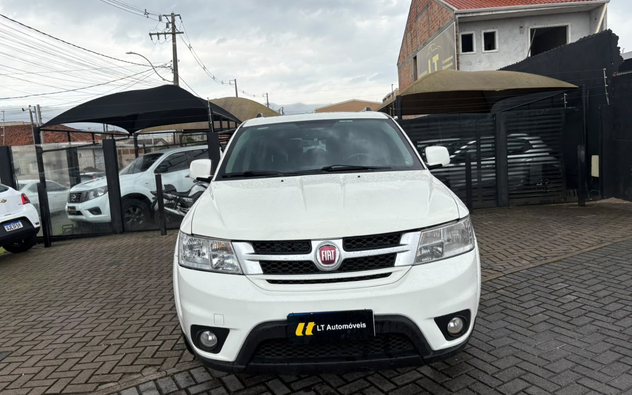 imagem-https://www.socarrao.com.br/sc-vehicle-images-prod/4224452/1790791495352-V2hhdHNBcHAgSW1hZ2UgMjAyNi0wOS0yOSBhdCAxNy4xNC41MC5qcGVn.jpeg
