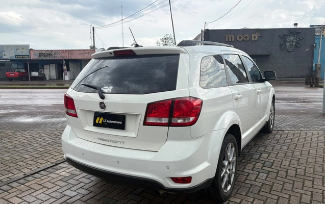 imagem-https://www.socarrao.com.br/sc-vehicle-images-prod/4224452/1790791495430-V2hhdHNBcHAgSW1hZ2UgMjAyNi0wOS0yOSBhdCAxNy4xNC41MiAoMikuanBlZw.jpeg