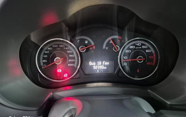 imagem-https://www.socarrao.com.br/sc-vehicle-images-prod/4224669/1790791816674-8476275_1_B_58f623cdd0.jpeg