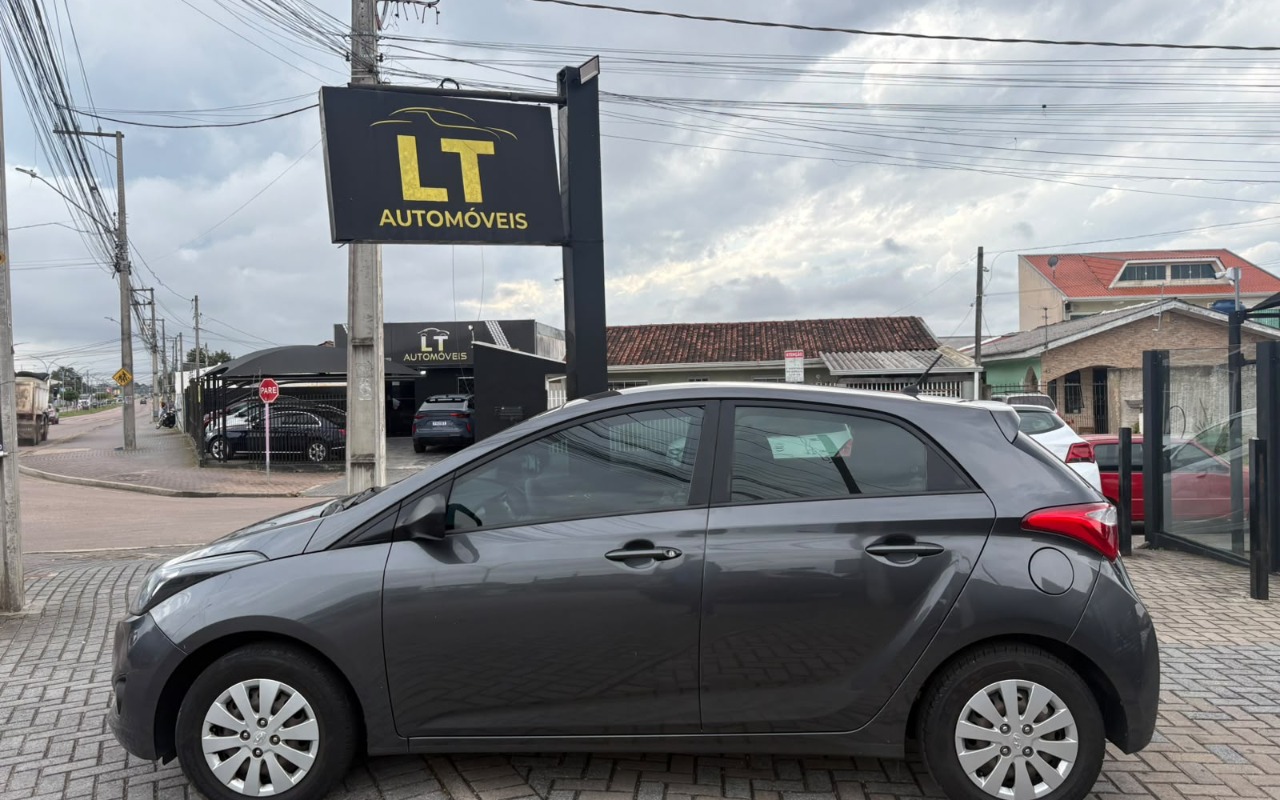 imagem-https://www.socarrao.com.br/sc-vehicle-images-prod/4224823/1790792290767-V2hhdHNBcHAgSW1hZ2UgMjAyNi0wOS0yOSBhdCAxNy4xNC4zNCAoMSkuanBlZw.jpeg
