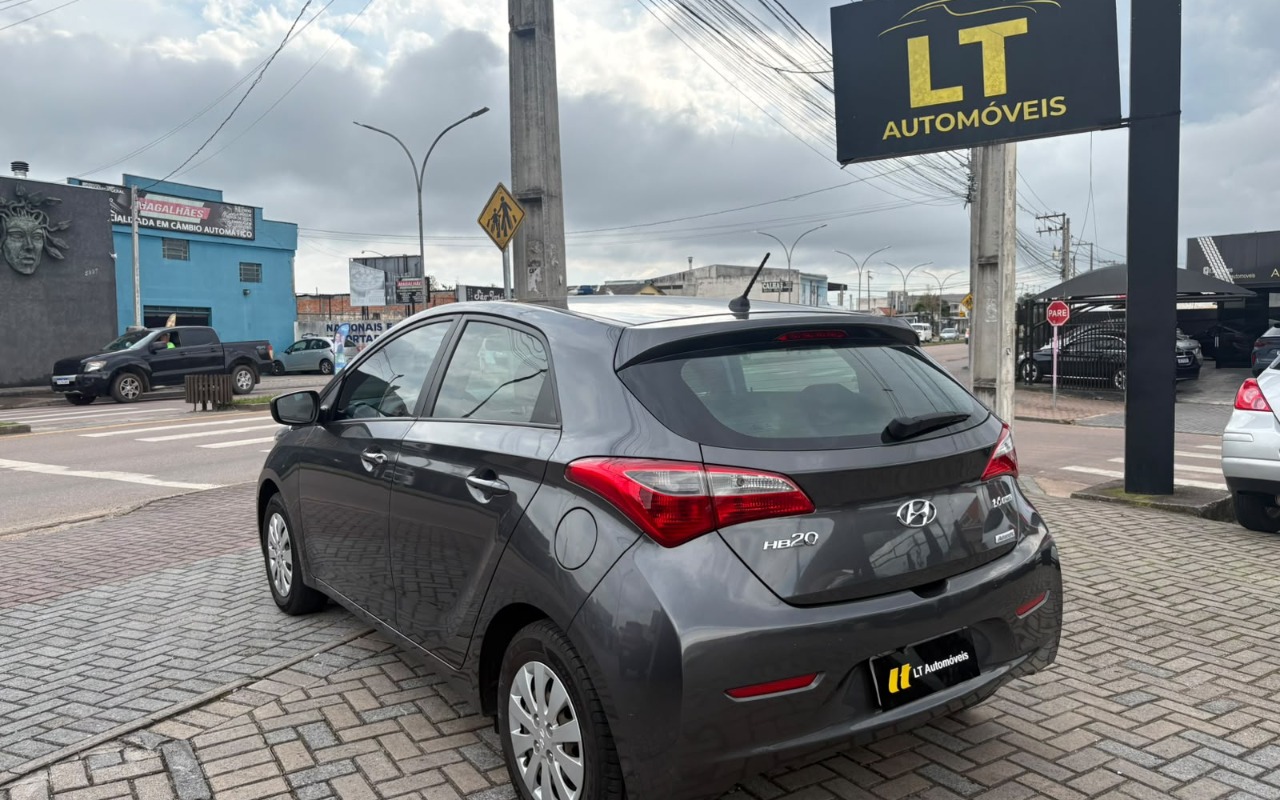 imagem-https://www.socarrao.com.br/sc-vehicle-images-prod/4224823/1790792291148-V2hhdHNBcHAgSW1hZ2UgMjAyNi0wOS0yOSBhdCAxNy4xNC4zNSAoMikuanBlZw.jpeg