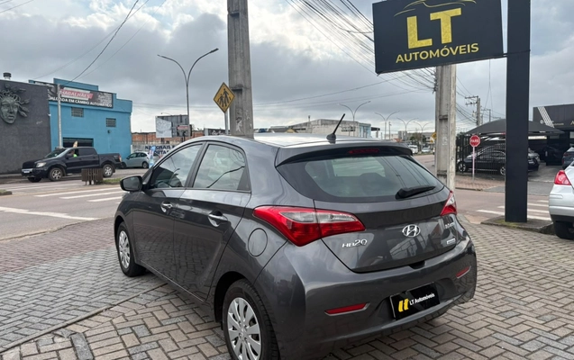 imagem-https://www.socarrao.com.br/sc-vehicle-images-prod/4224823/1790792291148-V2hhdHNBcHAgSW1hZ2UgMjAyNi0wOS0yOSBhdCAxNy4xNC4zNSAoMikuanBlZw.jpeg