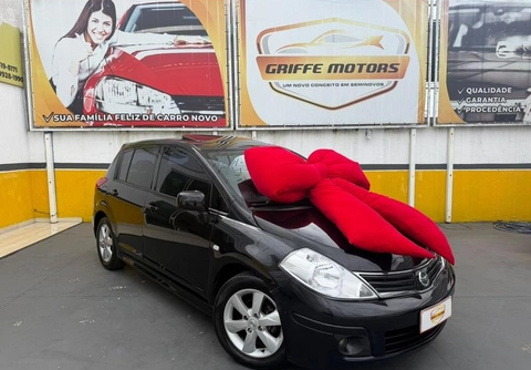 Nissan TIIDA 2012 Preto — foto 1 de 3