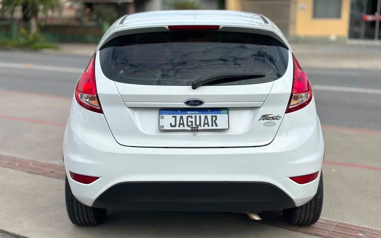 imagem-https://www.socarrao.com.br/sc-vehicle-images-prod/4225107/1790792622197-V2hhdHNBcHAgSW1hZ2UgMjAyNi0wOS0zMCBhdCAxMy4wMC41NyAoMikuanBlZw.jpeg