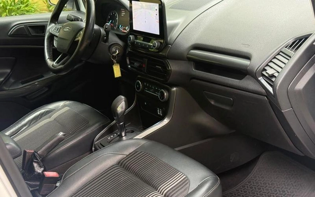 imagem-https://www.socarrao.com.br/sc-vehicle-images-prod/4225197/1791288566312-8296901_6_B_5d69cc9ea8.jpeg