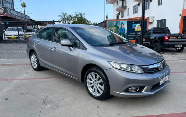imagem-https://www.socarrao.com.br/sc-vehicle-images-prod/4225255/1790792994190-V2hhdHNBcHAgSW1hZ2UgMjAyNi0wOS0zMCBhdCAxNC4wMC40OSAoMSkuanBlZw.jpeg