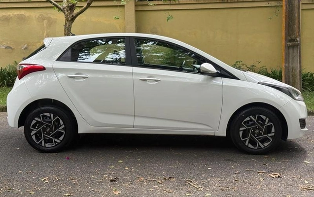 imagem-https://www.socarrao.com.br/sc-vehicle-images-prod/4225256/1790793009889-8304402_10_B_7c6b6af192.jpeg
