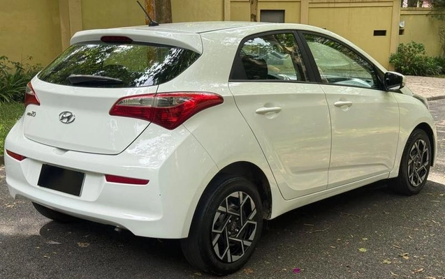 imagem-https://www.socarrao.com.br/sc-vehicle-images-prod/4225256/1790793009890-8304402_13_B_8c5f44b657.jpeg
