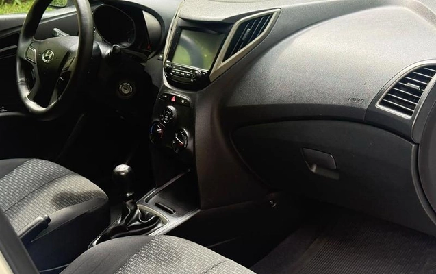 imagem-https://www.socarrao.com.br/sc-vehicle-images-prod/4225256/1790793009903-8304402_0_B_5b1a0ce552.jpeg