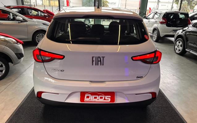 imagem-https://www.socarrao.com.br/sc-vehicle-images-prod/4225291/1790793136325-50f5e5fd-6ed4-4150-8efa-96f2353c6901.jpg