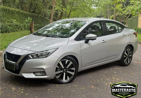 Nissan VERSA 2022 Prata — foto 1 de 3