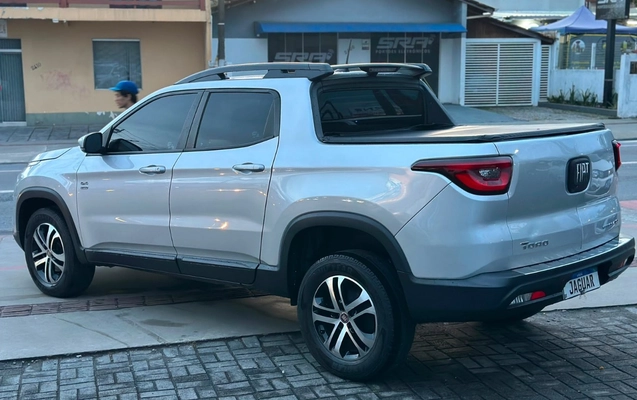 imagem-https://www.socarrao.com.br/sc-vehicle-images-prod/4225310/1790793221766-V2hhdHNBcHAgSW1hZ2UgMjAyNi0wOS0zMCBhdCAxMy4wMy41MyAoMSkuanBlZw.jpeg