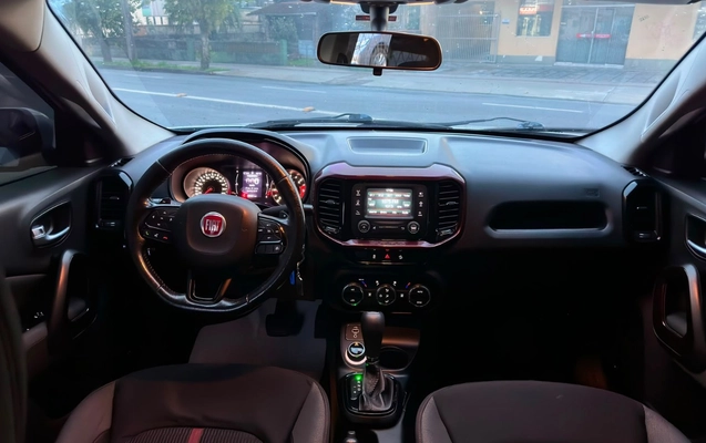 imagem-https://www.socarrao.com.br/sc-vehicle-images-prod/4225310/1790793221991-V2hhdHNBcHAgSW1hZ2UgMjAyNi0wOS0zMCBhdCAxMy4wMy41MyAoMikuanBlZw.jpeg