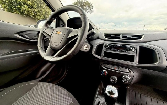 imagem-https://www.socarrao.com.br/sc-vehicle-images-prod/4225479/1790951845511-8524419_9_B_67c27e21d9.jpeg