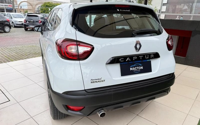 imagem-https://www.socarrao.com.br/sc-vehicle-images-prod/4225614/1790878042805-8530268_3_B_e7f78d7739.jpeg
