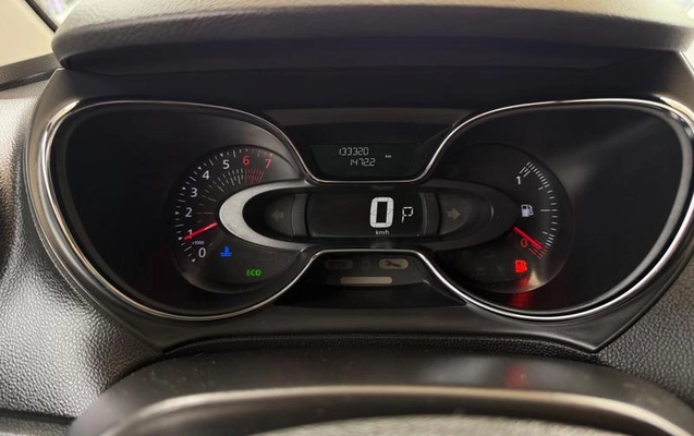 imagem-https://www.socarrao.com.br/sc-vehicle-images-prod/4225614/1790878042814-8530268_7_B_bbc8fdd44a.jpeg