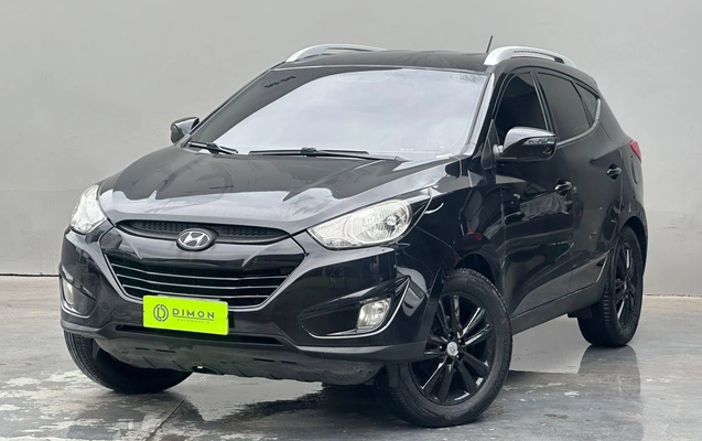 imagem-https://www.socarrao.com.br/sc-vehicle-images-prod/4225618/1790957423288-54a19c6388bc467bbf3e33e9ee0ab31f_1790793957386.jpg