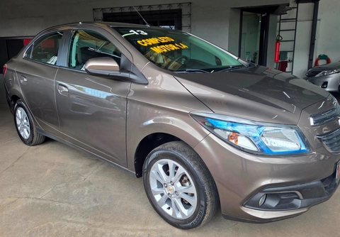 Chevrolet Prisma 2013 Cinza — foto 1 de 3