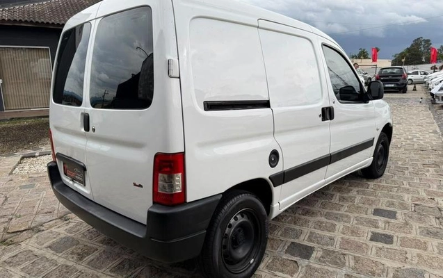imagem-https://www.socarrao.com.br/sc-vehicle-images-prod/4225635/1790794212001-8528381_5_B_e14973ee12.jpeg