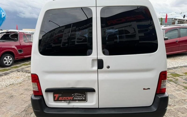 imagem-https://www.socarrao.com.br/sc-vehicle-images-prod/4225635/1790794212004-8528381_2_B_155b4b2a5c.jpeg