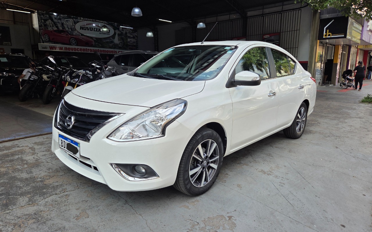 Nissan VERSA 2020 Branco — foto 1 de 3