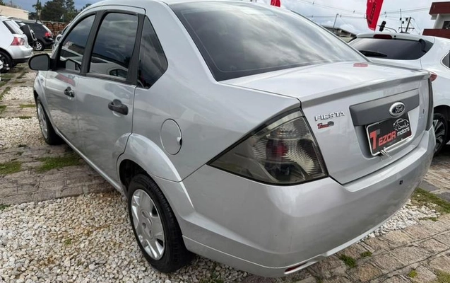 imagem-https://www.socarrao.com.br/sc-vehicle-images-prod/4225861/1790794856549-8481243_4_B_2d180d6895.jpeg