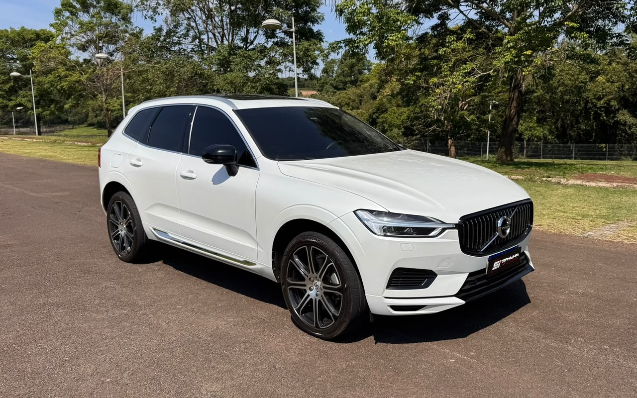 Volvo XC60 2020 Branco — foto 1 de 3