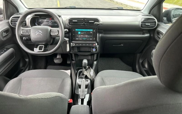 imagem-https://www.socarrao.com.br/sc-vehicle-images-prod/4225943/1790955886571-8529568_12_B_9e33aa9325.jpeg