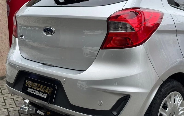imagem-https://www.socarrao.com.br/sc-vehicle-images-prod/4225950/1790955161768-8529855_15_B_5f6fe5ce2f.jpeg