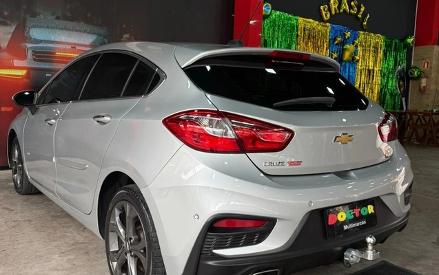 imagem-https://www.socarrao.com.br/sc-vehicle-images-prod/4225981/1790795195164-46da5ab7602ba8f9aa6a370a3df96a6b_big.jpeg