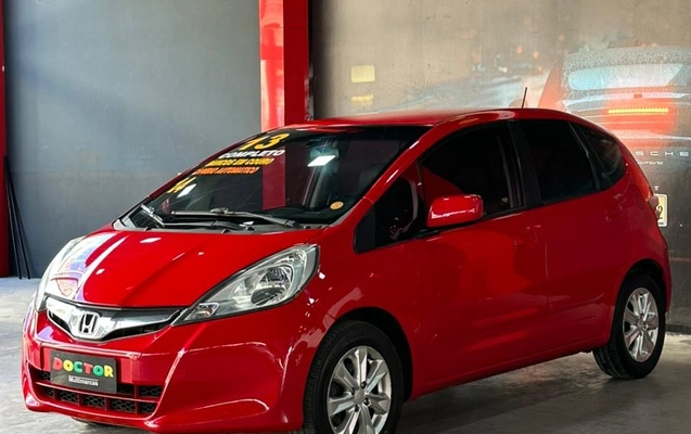 imagem-https://www.socarrao.com.br/sc-vehicle-images-prod/4225997/1790795205041-c00350b51bee03b1eecc83bffcf26135_big.jpeg