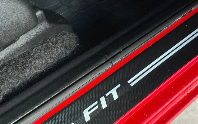 imagem-https://www.socarrao.com.br/sc-vehicle-images-prod/4225997/1790795205049-60b910108474c18fd38a0ea2e3a8b75c_big.jpeg