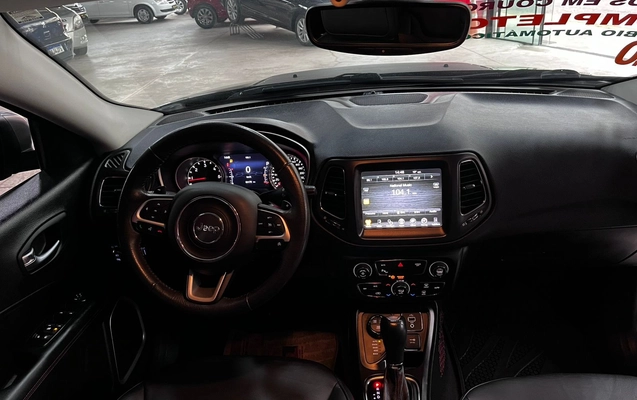imagem-https://www.socarrao.com.br/sc-vehicle-images-prod/4226004/1790795208475-a05b8cd87a1fd2933b5c6dc91e71ec92_big.jpeg