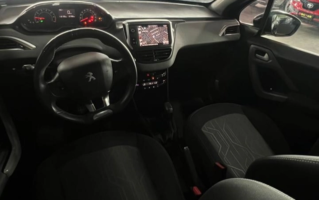 imagem-https://www.socarrao.com.br/sc-vehicle-images-prod/4226008/1790795212614-f5839f4dc7e48c79645823e4120d4223_big.jpeg