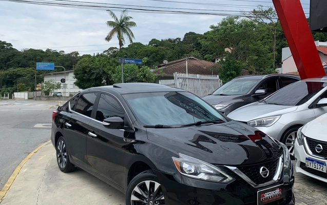 imagem-https://www.socarrao.com.br/sc-vehicle-images-prod/4226069/1790795314034-003_08c0f09bf2a6e4e8f39b7593b80a176c.jpg